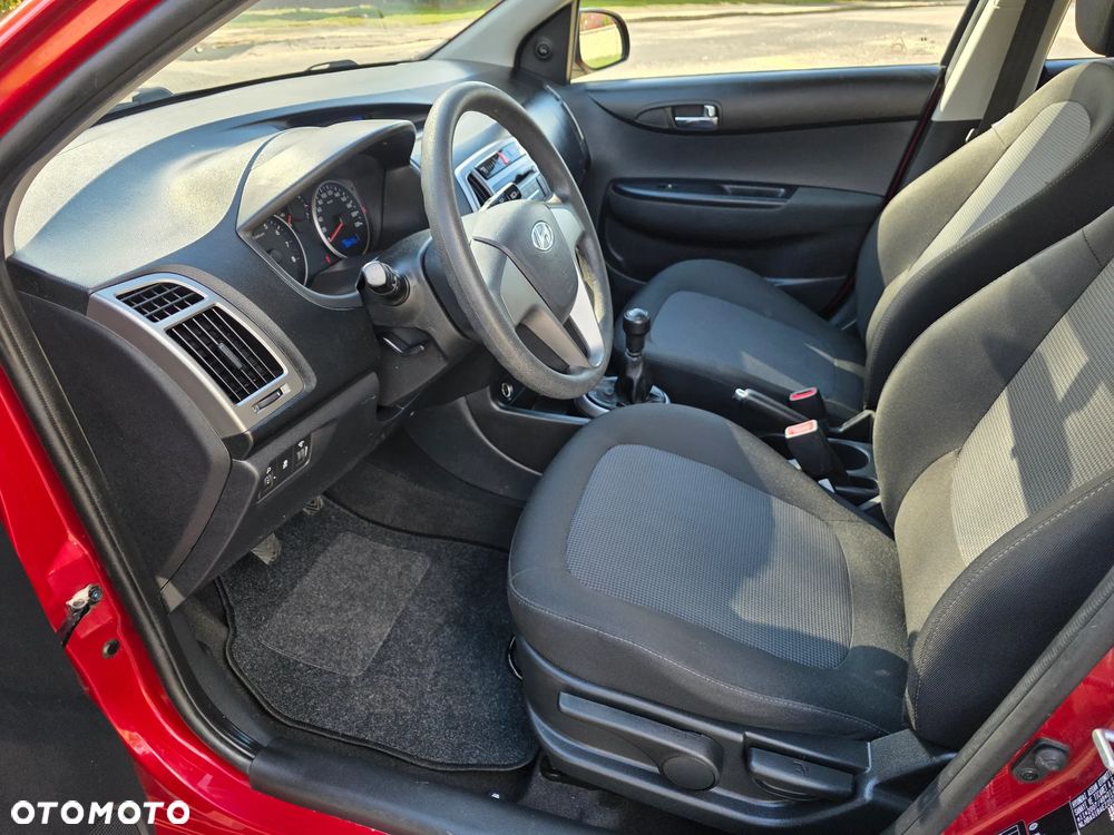 Hyundai i20 1.2 Trend - 13