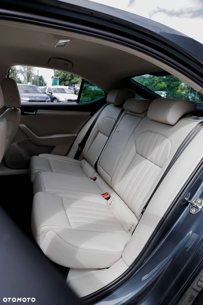 Skoda Superb 2.0 TSI 4x4 L&K DSG - 13
