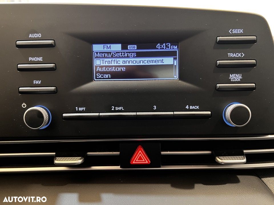 HYUNDAI Elantra 2022 — imagine 19