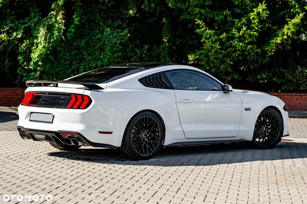 Ford Mustang - 11