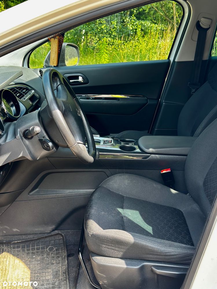 Peugeot 3008 1.6 BlueHDi Active S&S EAT6 - 7