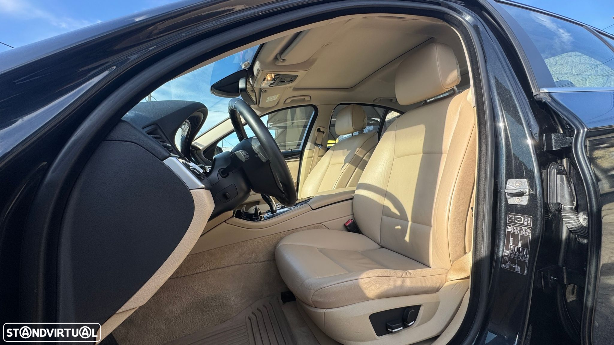 BMW 520 d Exclusive Auto 123g - 13