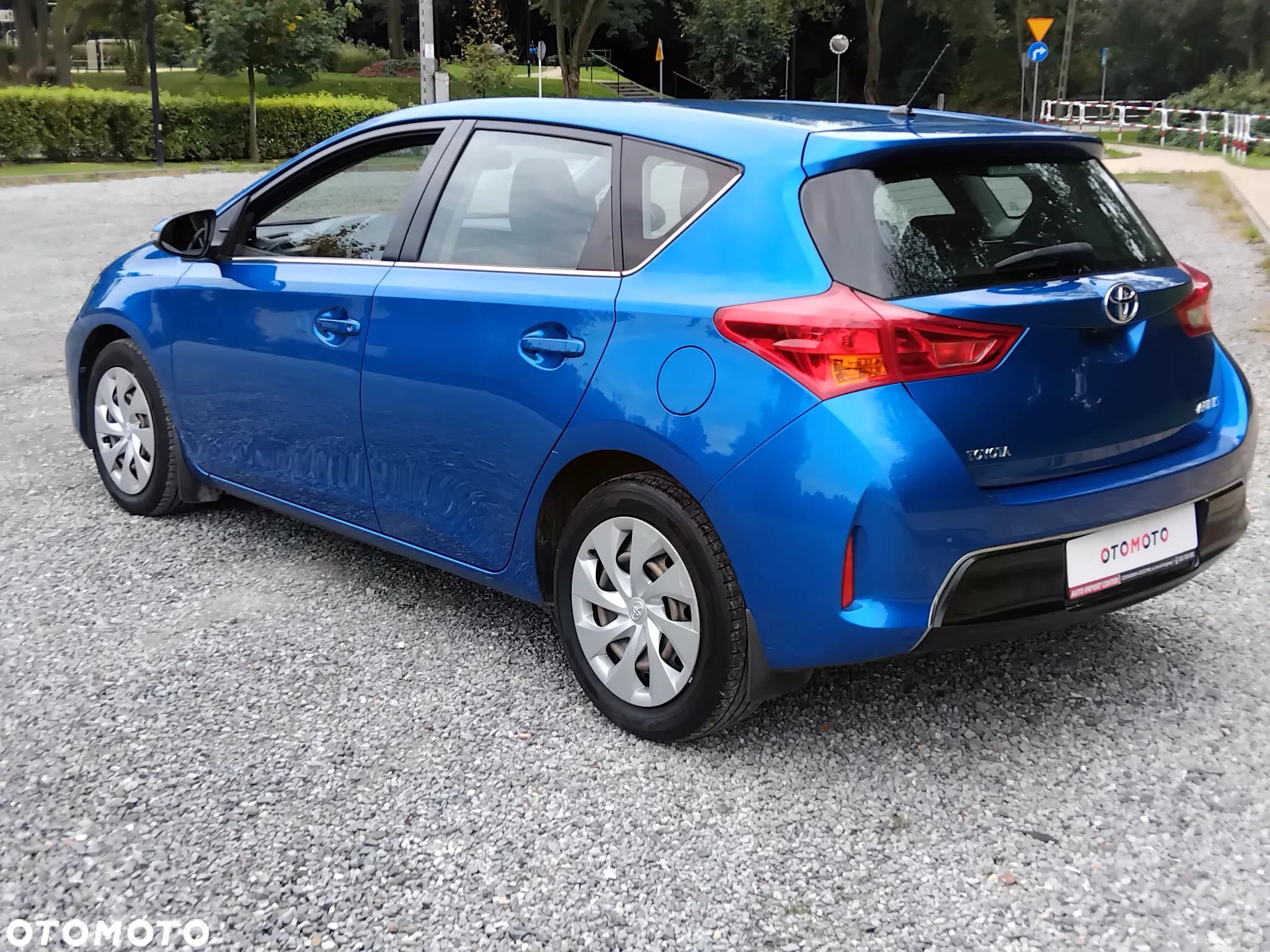 Toyota Auris 1.33 Dual-VVT-i Comfort - 30