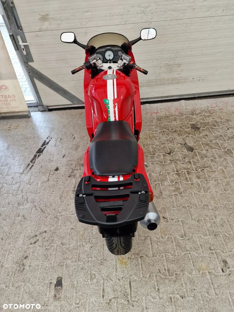 Honda VFR - 26