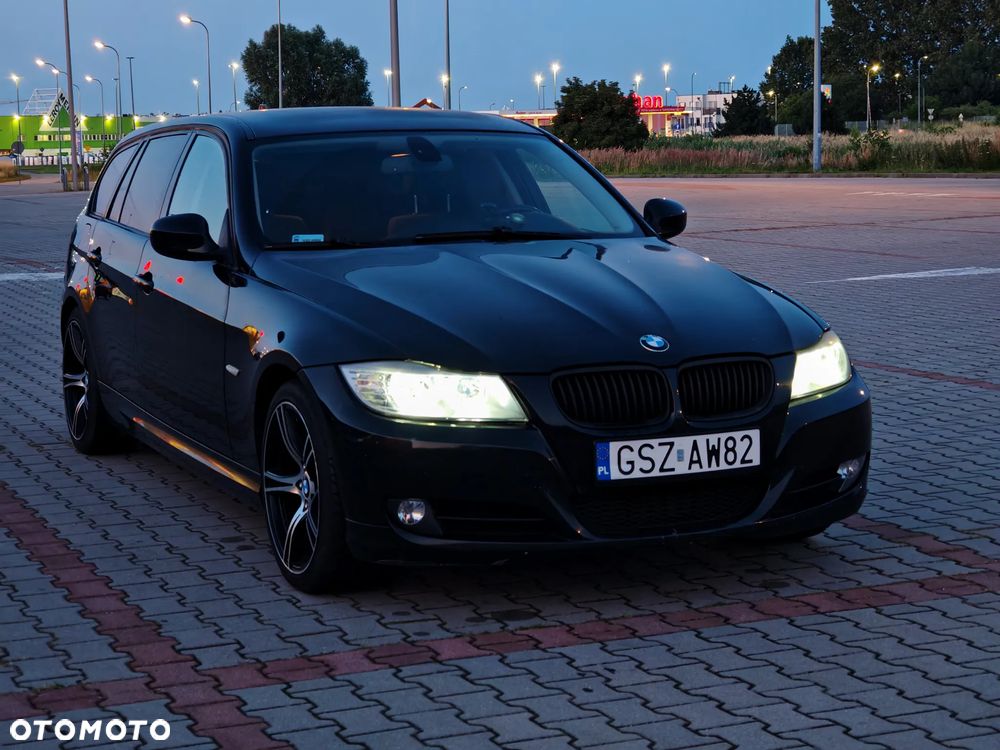 BMW Seria 3 318d - 28