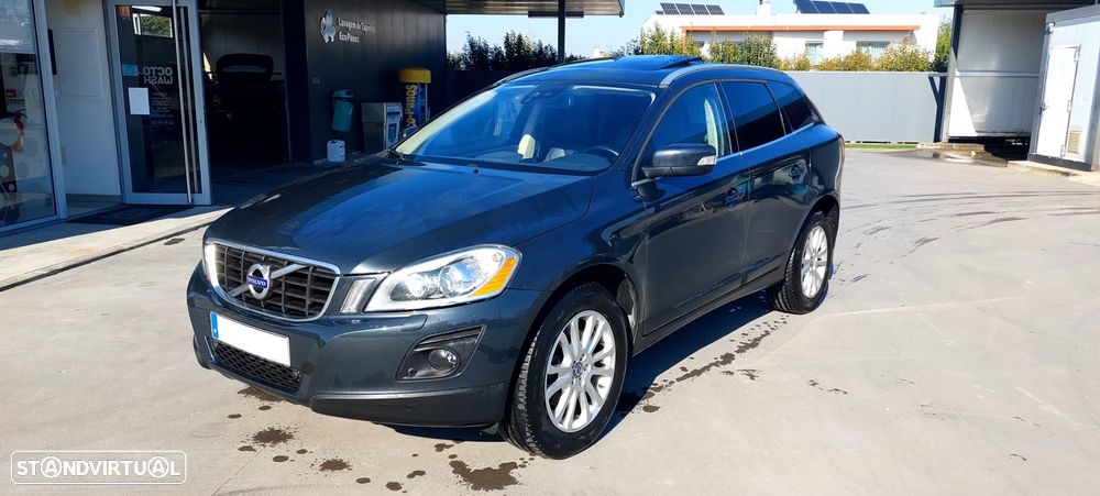 Volvo XC 60 2.4 D Drive Momentum - 1