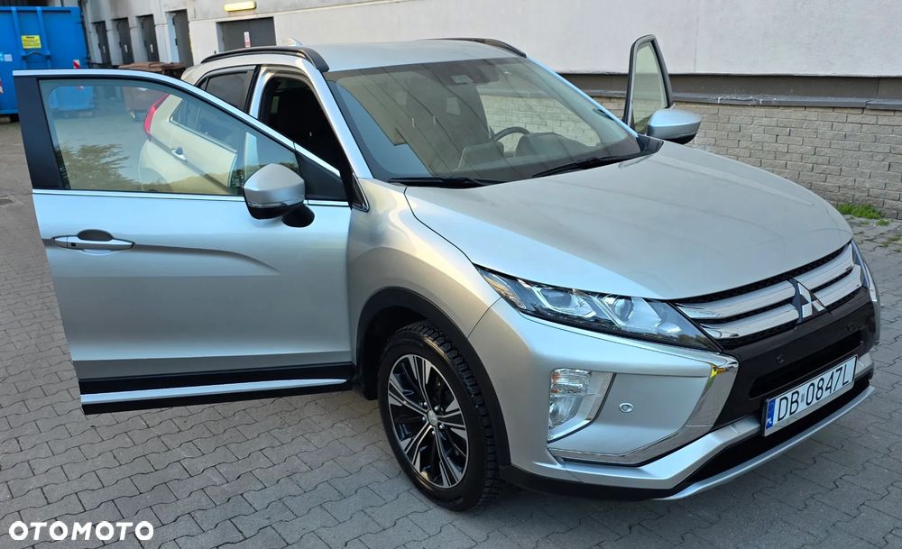 Mitsubishi Eclipse Cross 1.5 T Invite Plus - 12