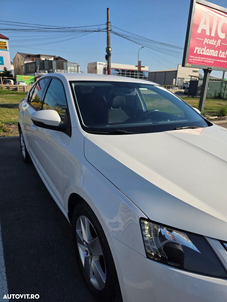 SKODA Octavia 2019 — imagine 3