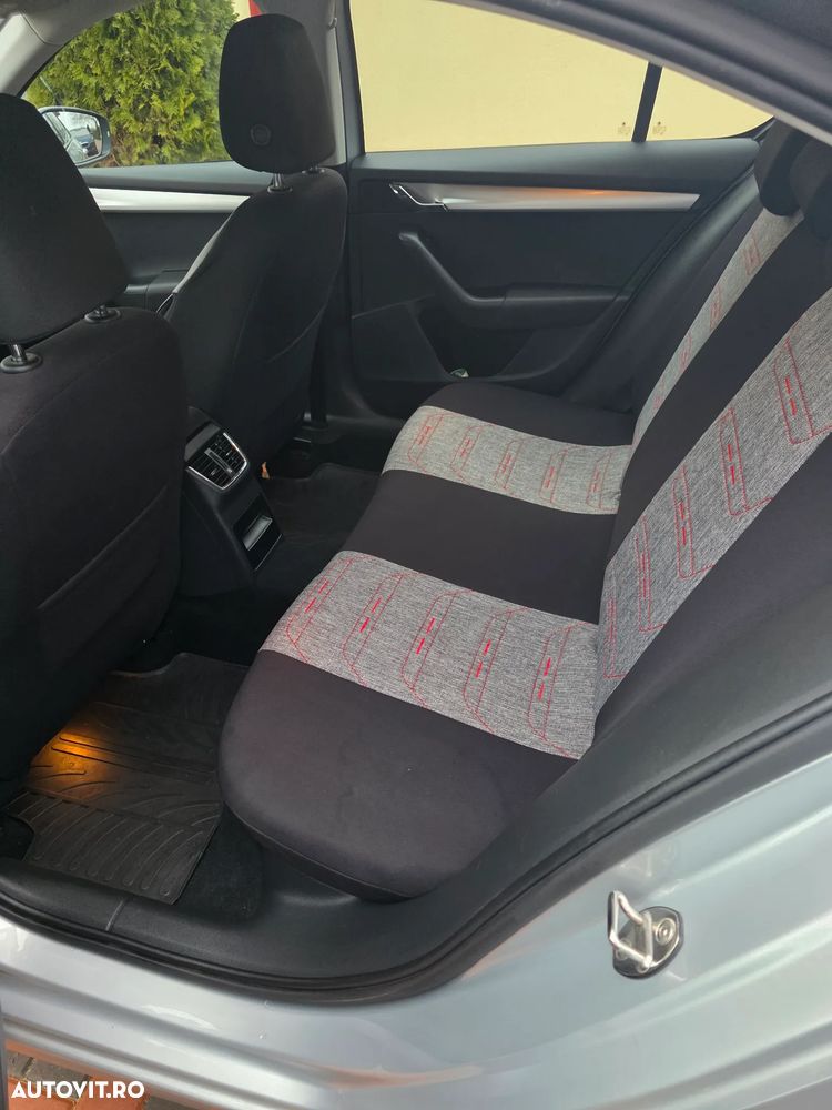 Skoda Octavia 1.6 TDI Ambition - 5