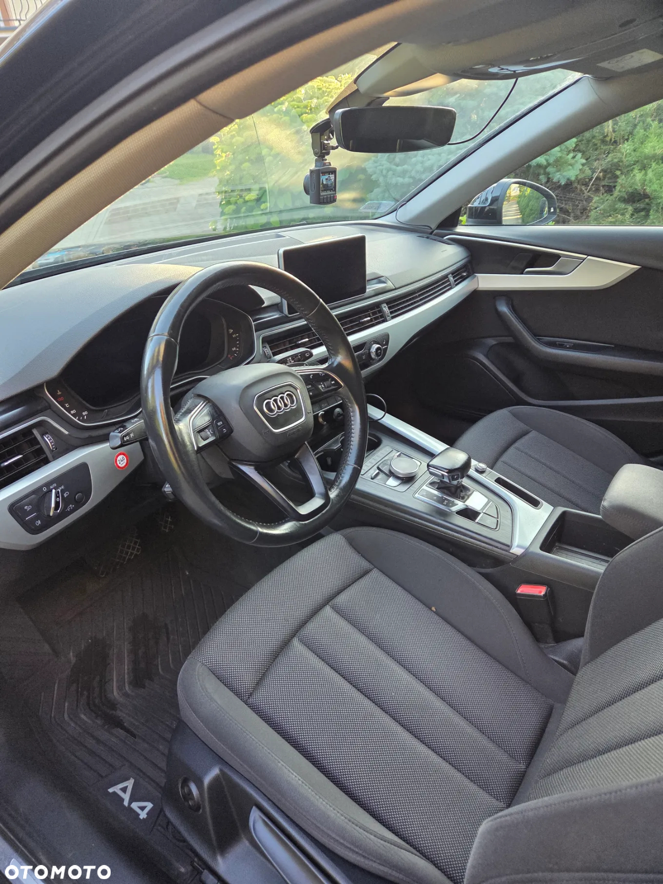 Audi A4 2.0 TDI S tronic - 8