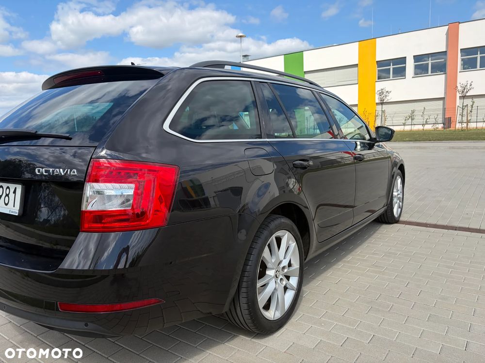Skoda Octavia 2.0 TDI SCR Style DSG - 5