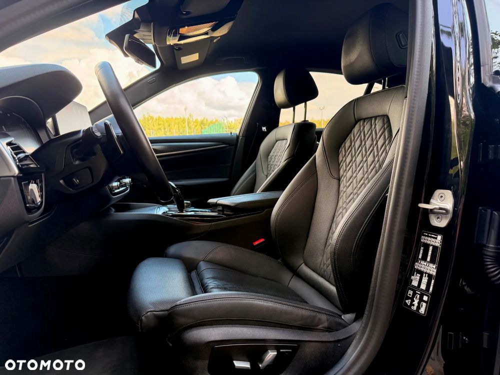 BMW Seria 5 520d xDrive MHEV M Sport sport - 14