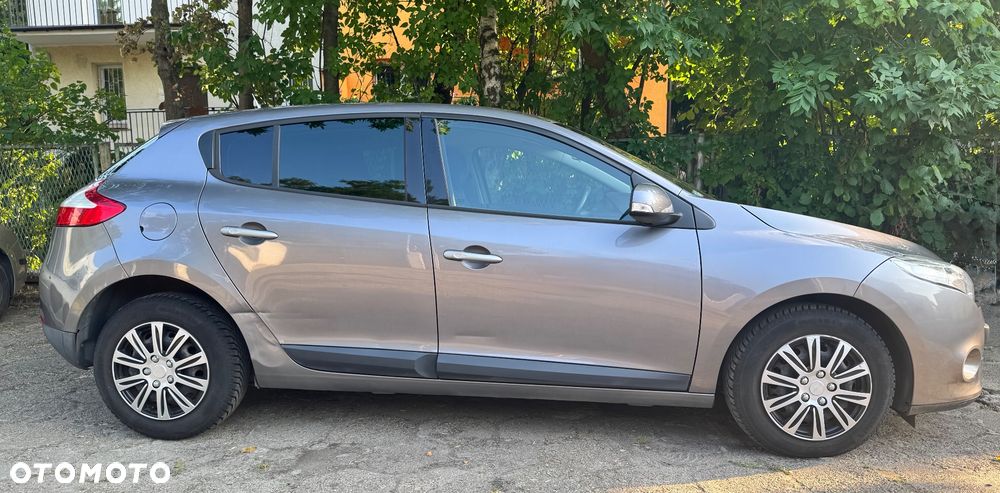 Renault Megane 1.6 16V Dynamique - 3