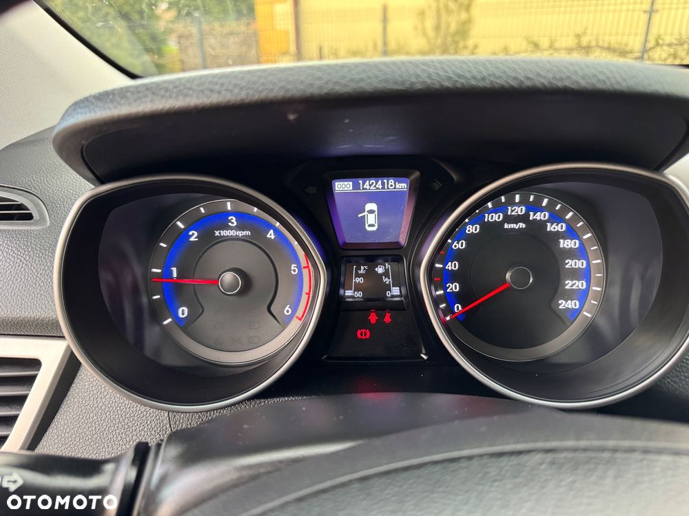 Hyundai i30 blue 1.6 CRDi YES Silver - 30
