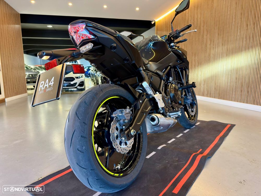 Kawasaki Z 650 - 18