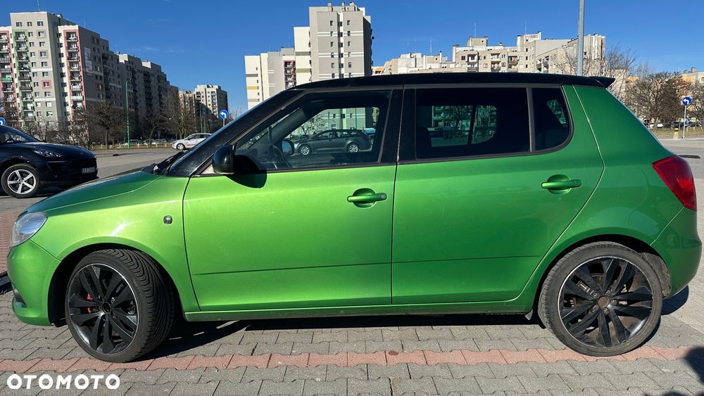 Skoda Fabia 1.4 TSI DSG RS - 7