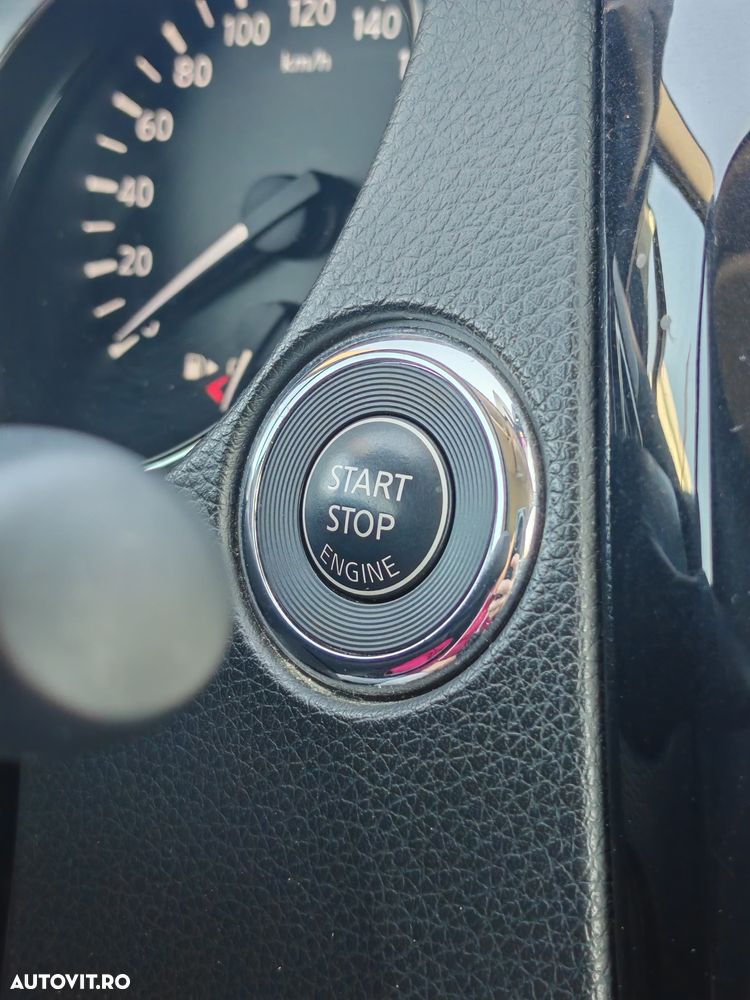 Nissan Qashqai 1.6 DCI 4 x 4 DPF Start/Stop tekna - 26