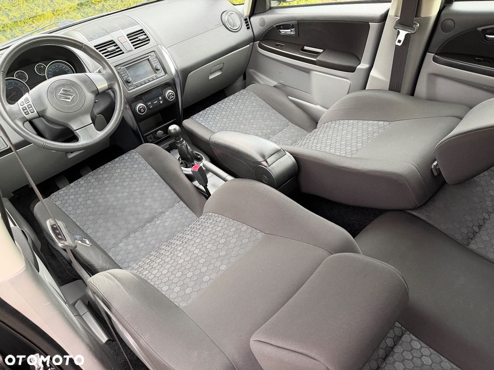 Suzuki SX4 Classic 1.6 VVT 4x4 Style - 25