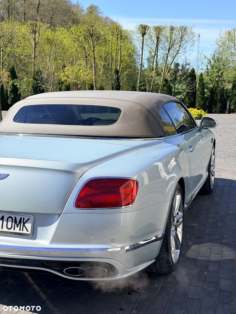 Bentley Continental GT V8 Convertible - 11