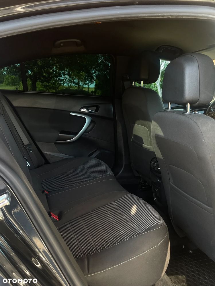 Opel Insignia - 9