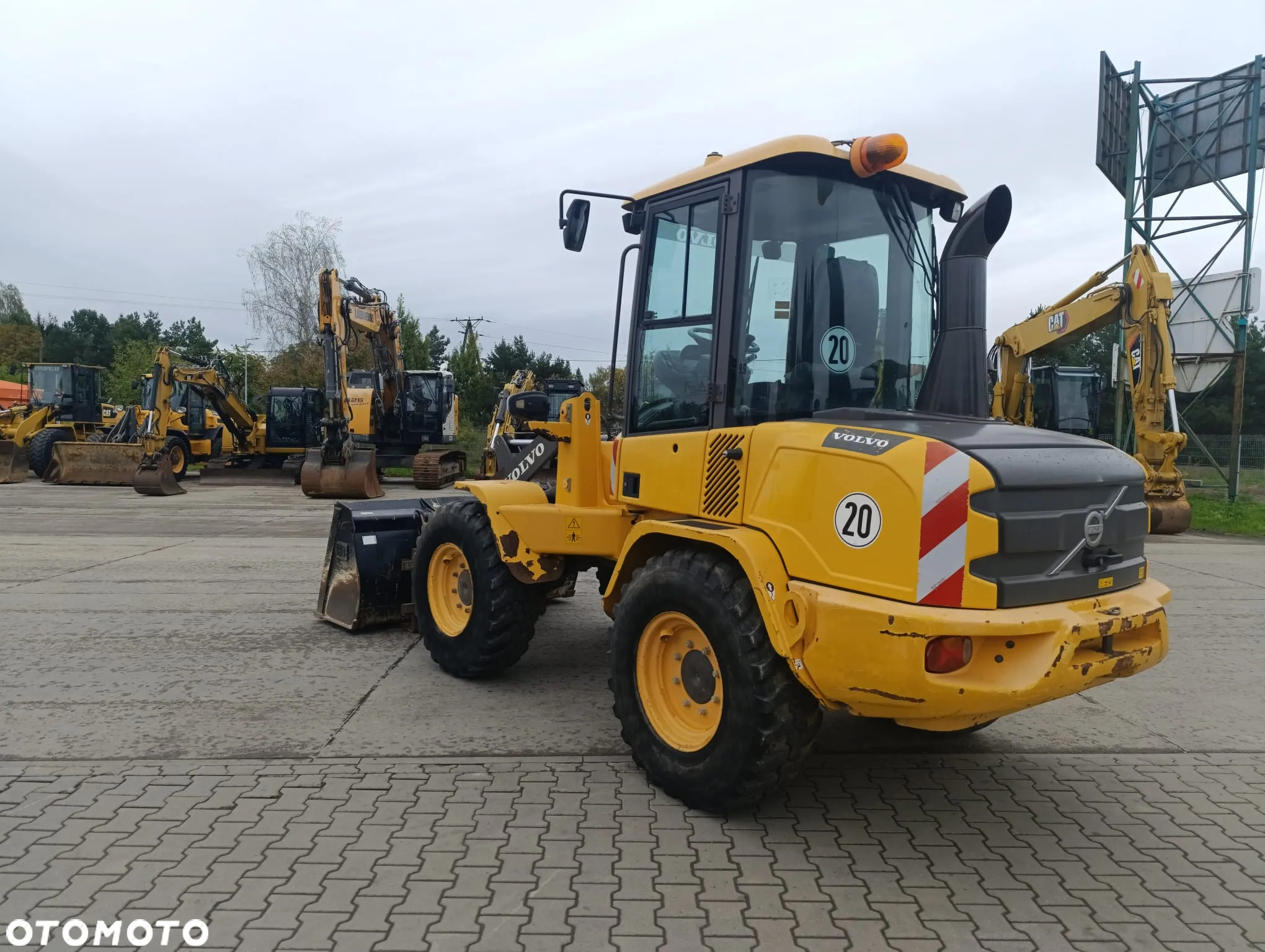 Volvo L30G - 4