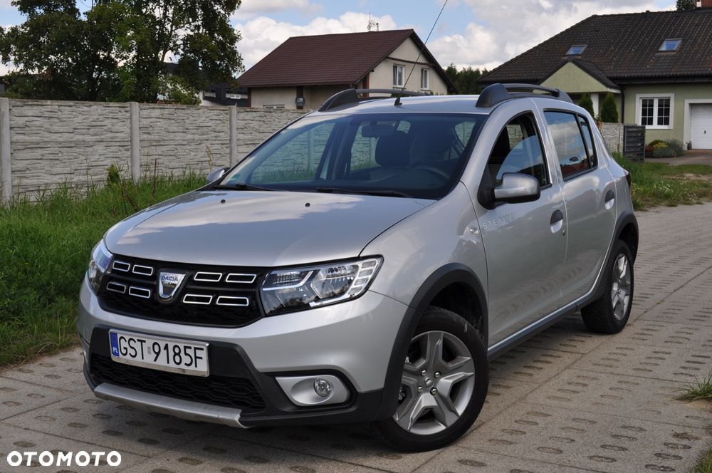 Dacia Sandero 0.9 TCe SL Celebration S&S EU6 - 1