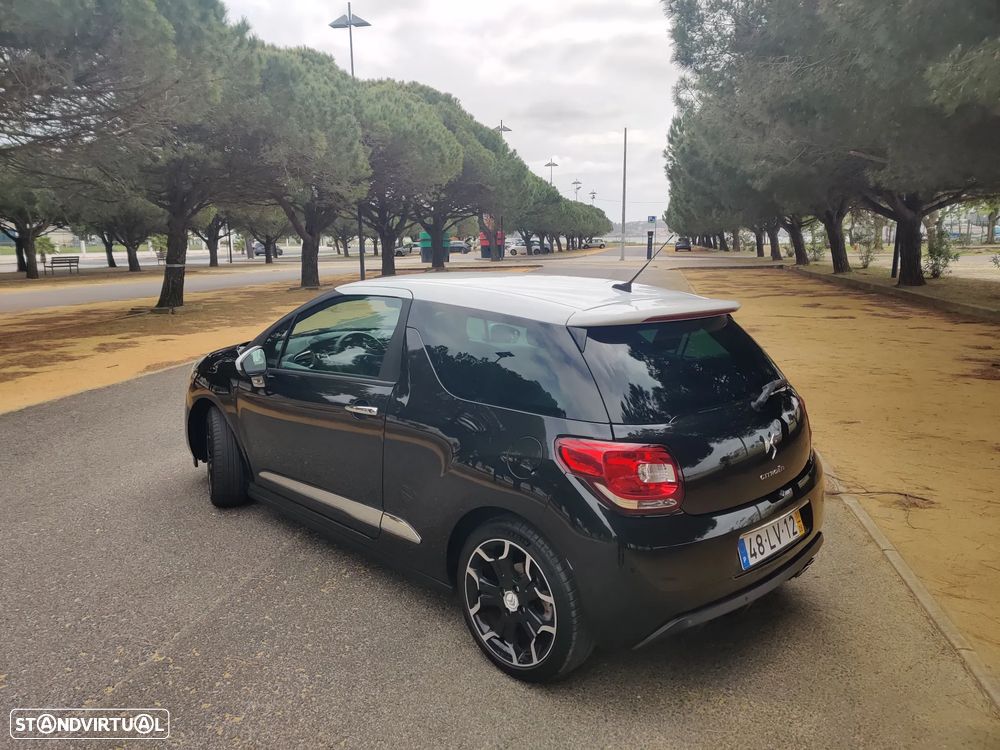 Citroën DS3 1.6 e-HDi Airdream Sport Chic - 11