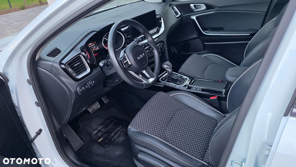 Kia Ceed 1.5 T-GDI Tribute DCT - 17