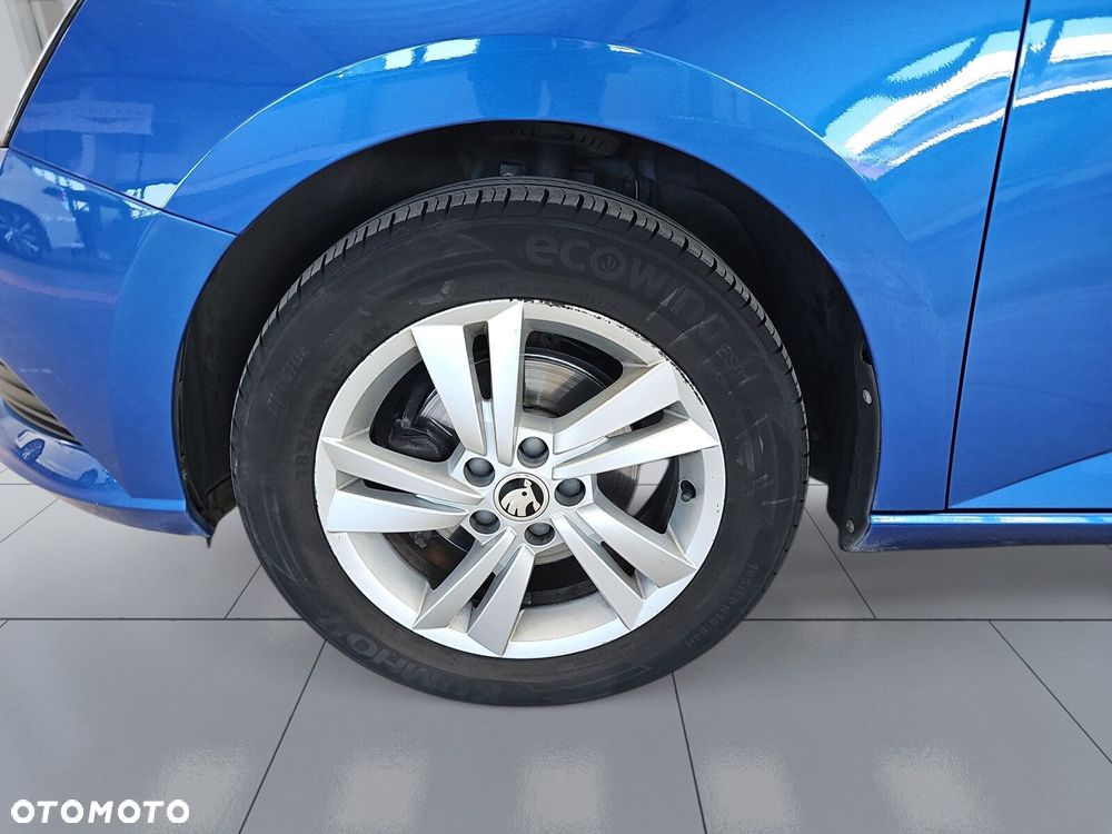 Skoda Fabia 1.0 TSI Ambition - 32