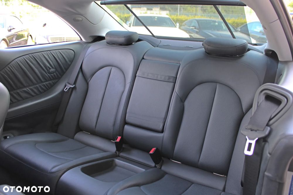 Mercedes-Benz CLK - 14