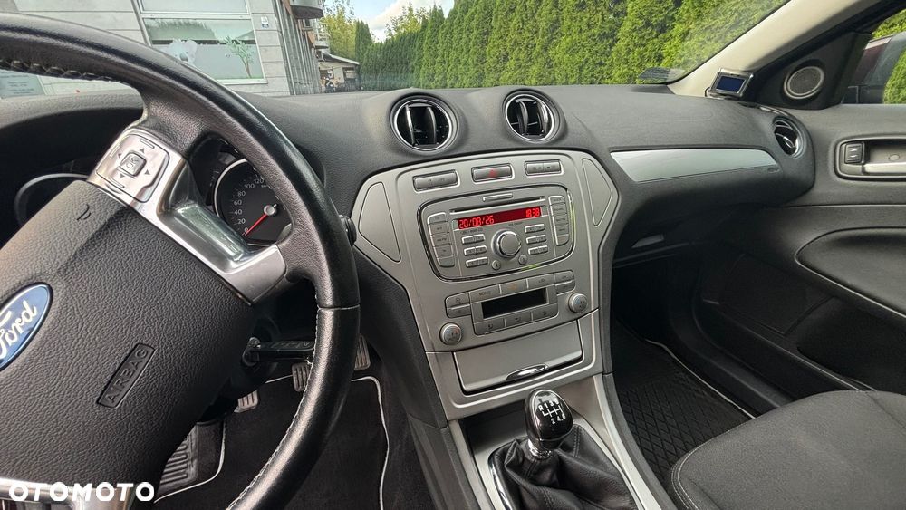 Ford Mondeo 1.8 TDCi Gold X - 9