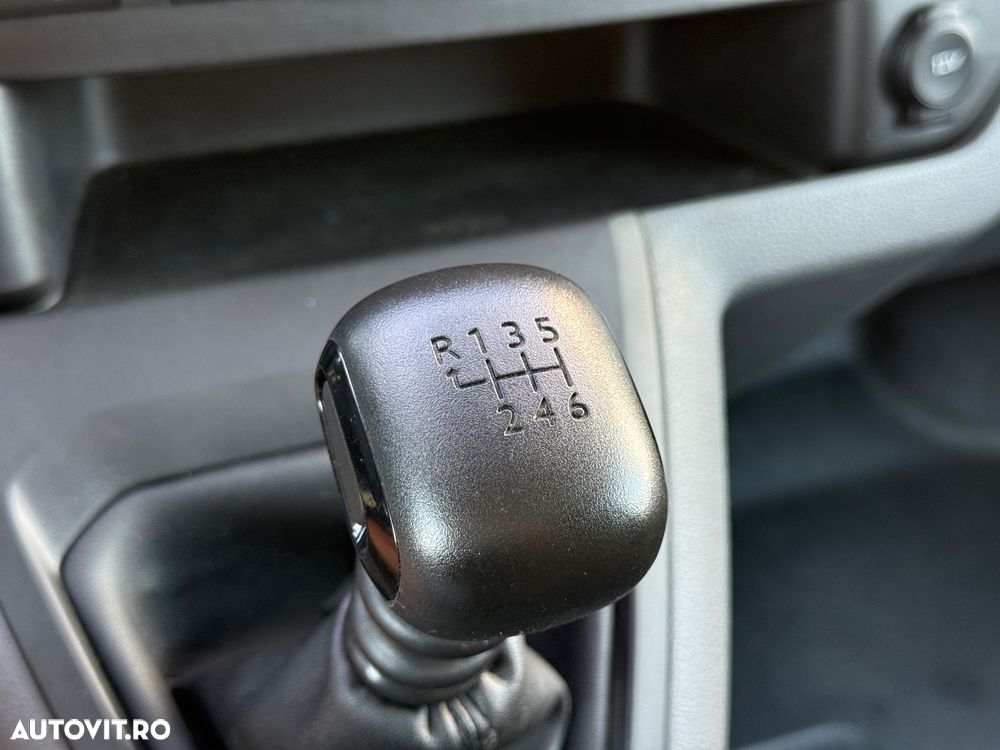 Citroën Jumpy M BlueHDi 100 - 19