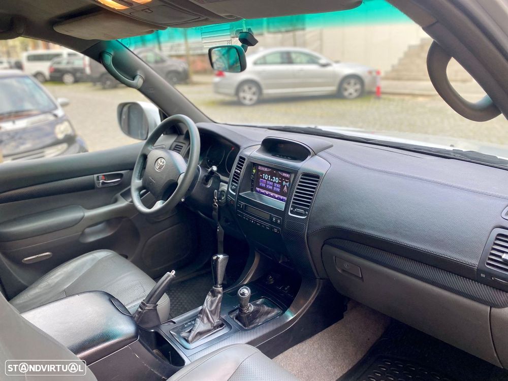 Toyota Land Cruiser 3.0 D-4D Std. Aut - 25