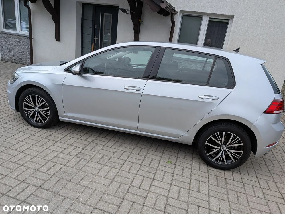 Volkswagen Golf 1.6 TDI (BlueMotion Technology) Trendline - 6