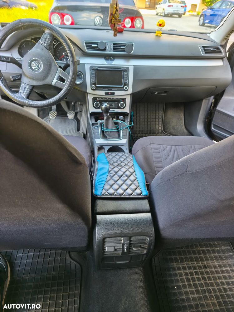 VOLKSWAGEN Passat 2011 — imagine 3