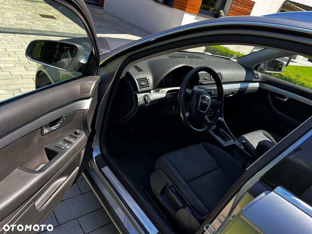 Audi A4 Avant 2.0 TDI - 13