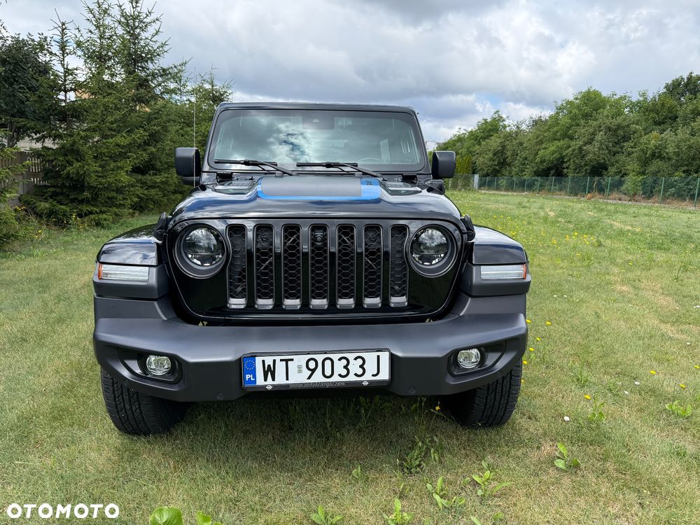 Jeep Wrangler - 2