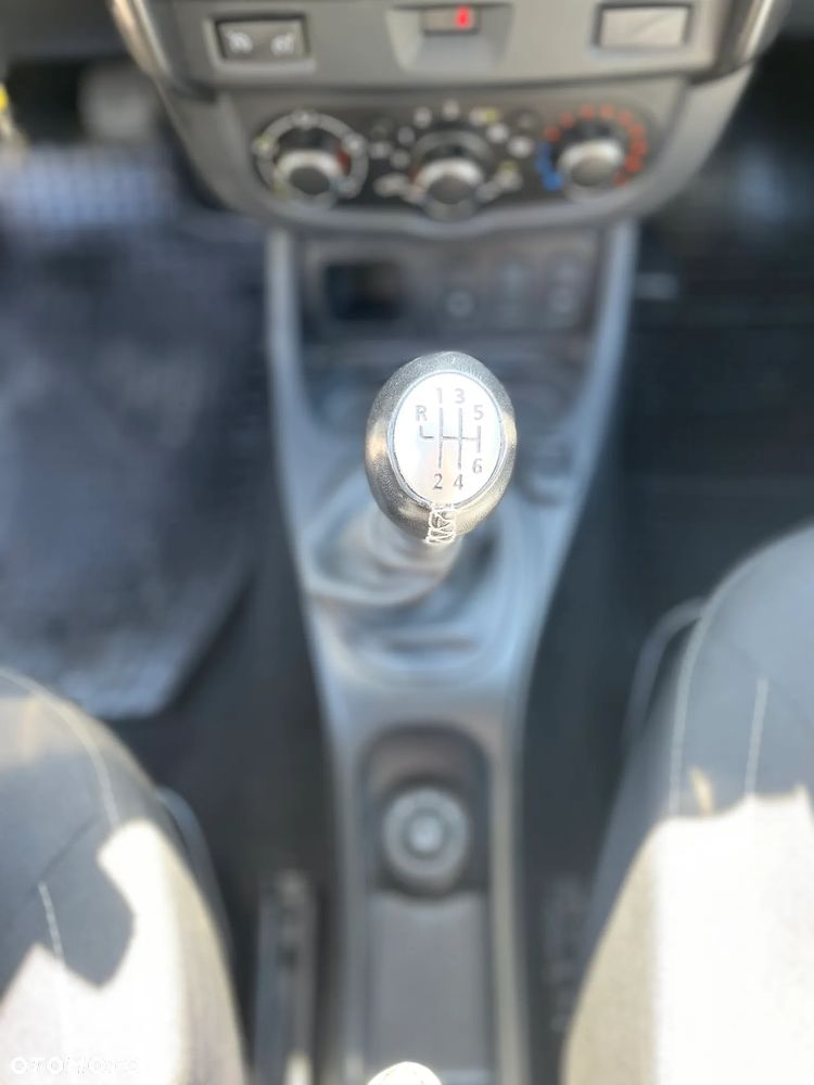 Dacia Duster 1.2 TCe Prestige S&S EU6 - 11