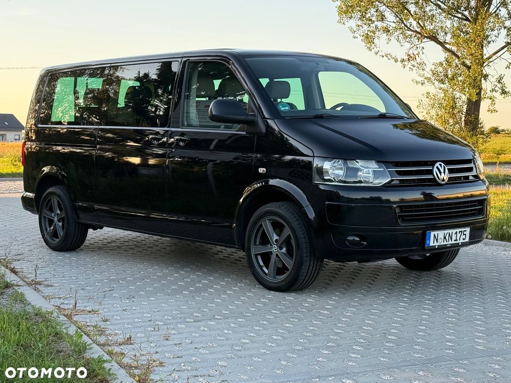 Volkswagen Caravelle - 2