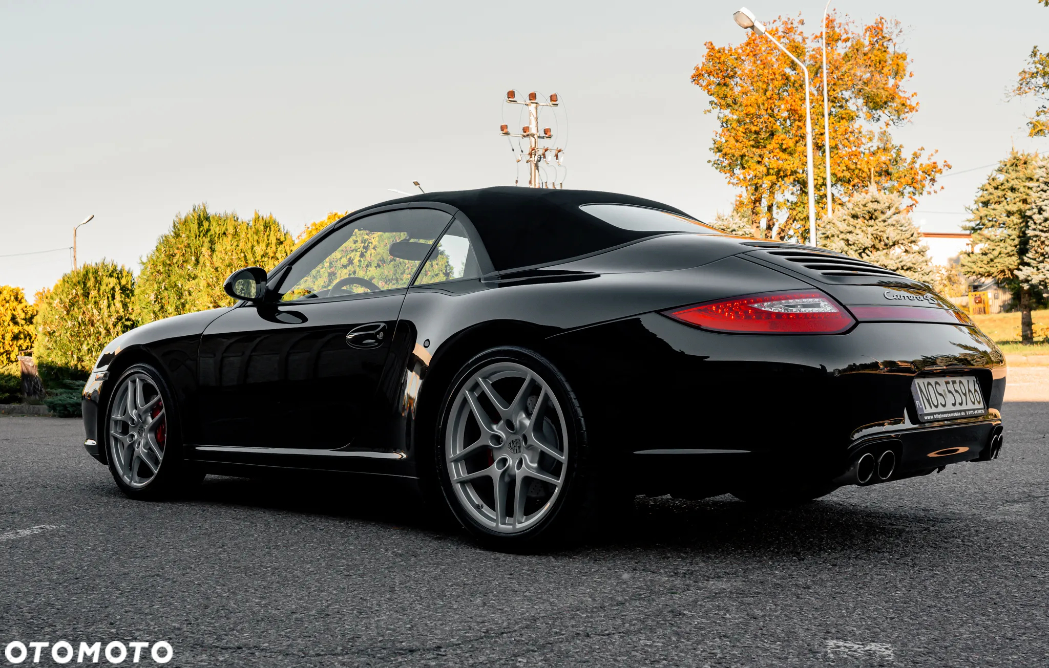 Porsche 911 Carrera 4S Cabriolet PDK - 3
