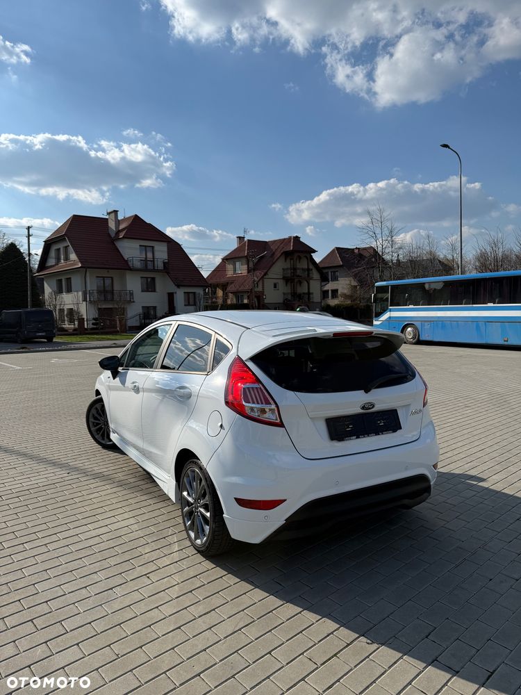 Ford Fiesta 1.5 TDCi Titanium - 5