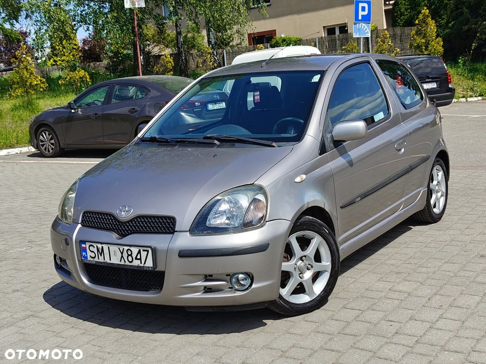 Toyota Yaris - 1