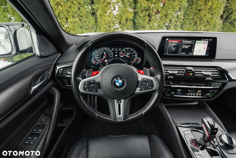 BMW M5 Standard - 12