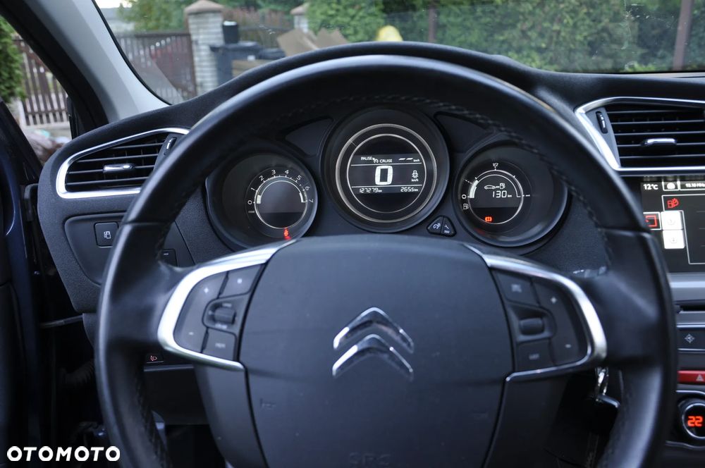 Citroën C4 PureTech e-THP 130 Exclusive - 3
