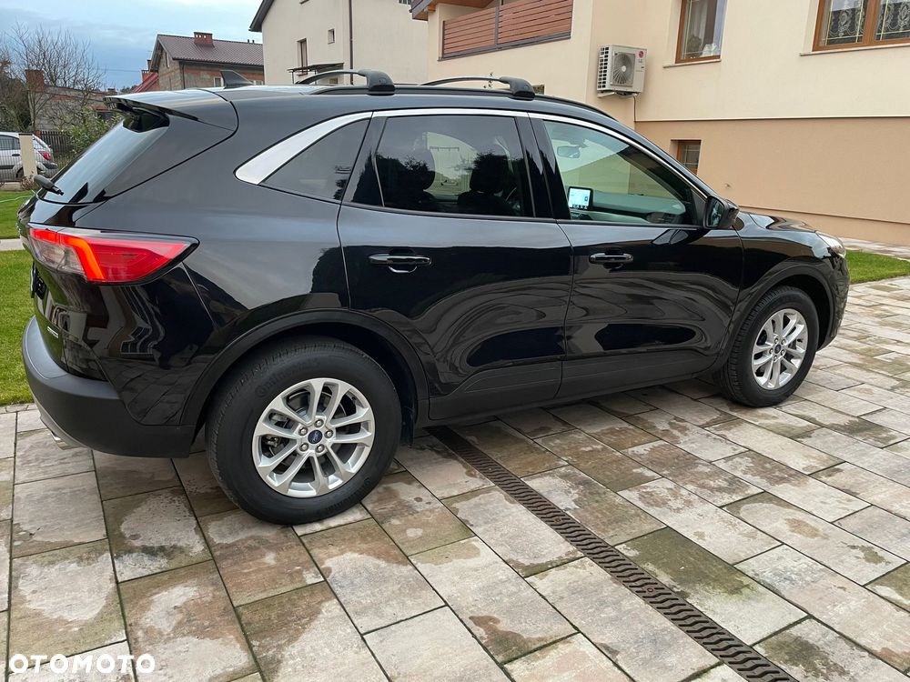 Ford Kuga - 11