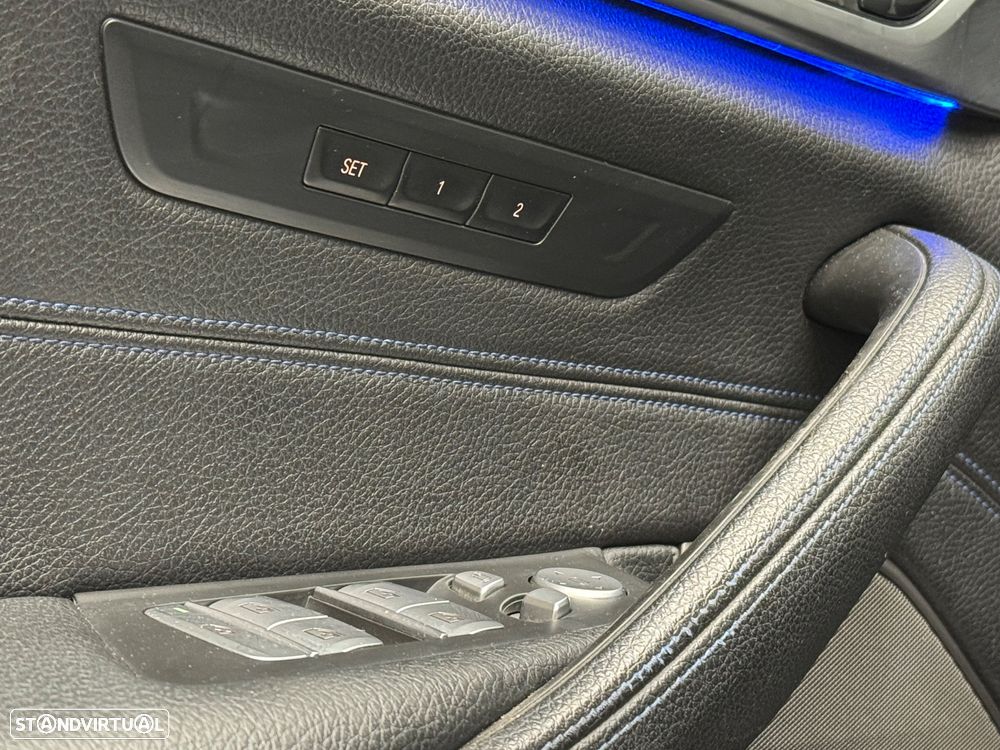 BMW 530 e Pack Desportivo M - 47