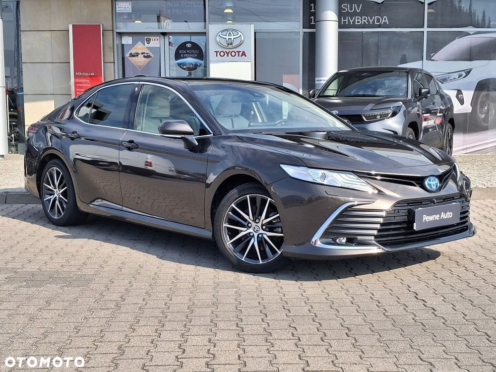 Toyota Camry 2.5 Hybrid Executive CVT - 1
