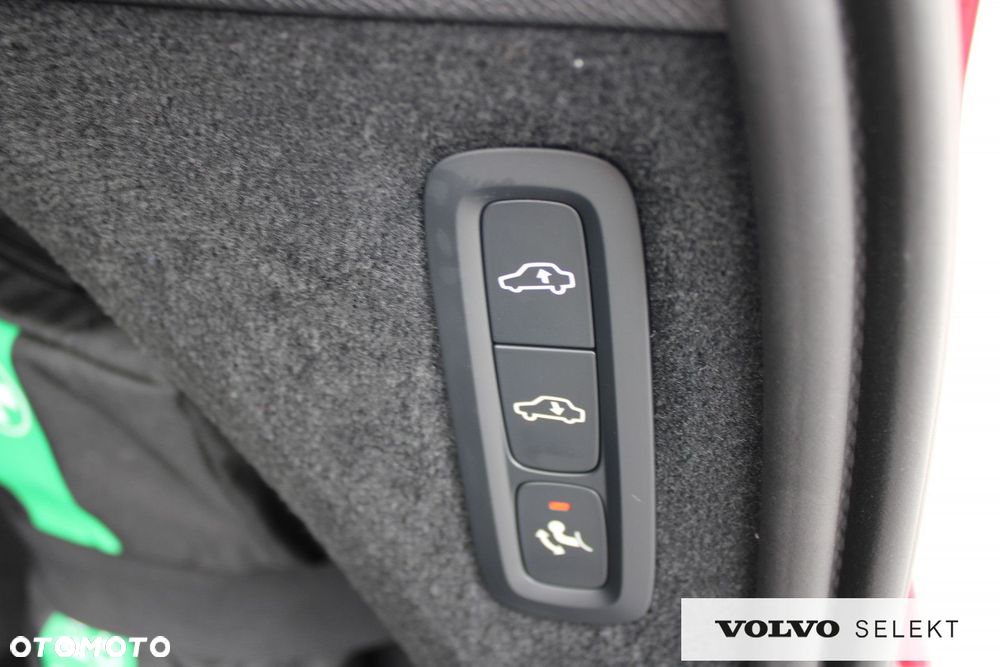 Volvo XC 90 - 13