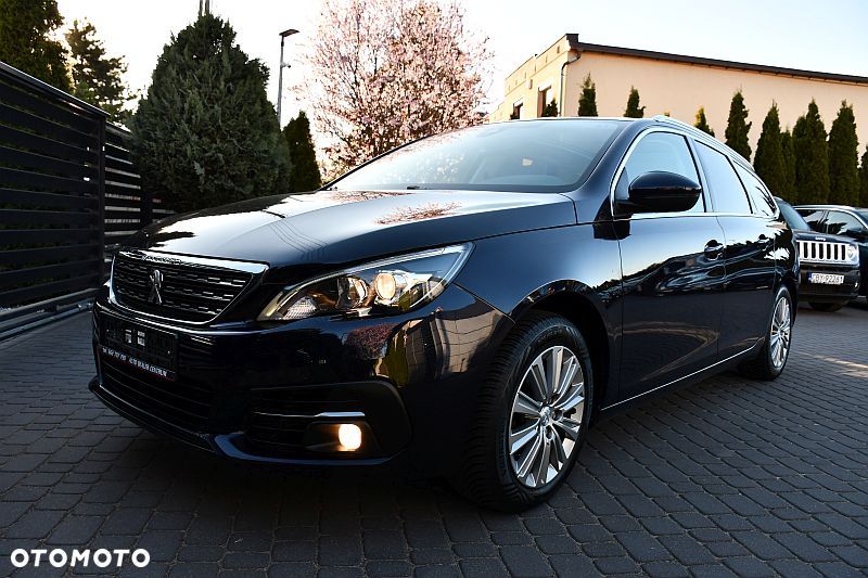 Peugeot 308 BlueHDi 130 EAT8 Stop & Start Allure Pack - 27