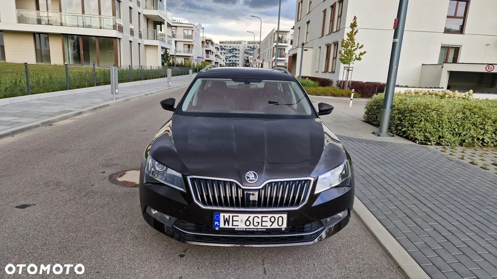 Skoda Superb 2.0 TDI Ambition - 3